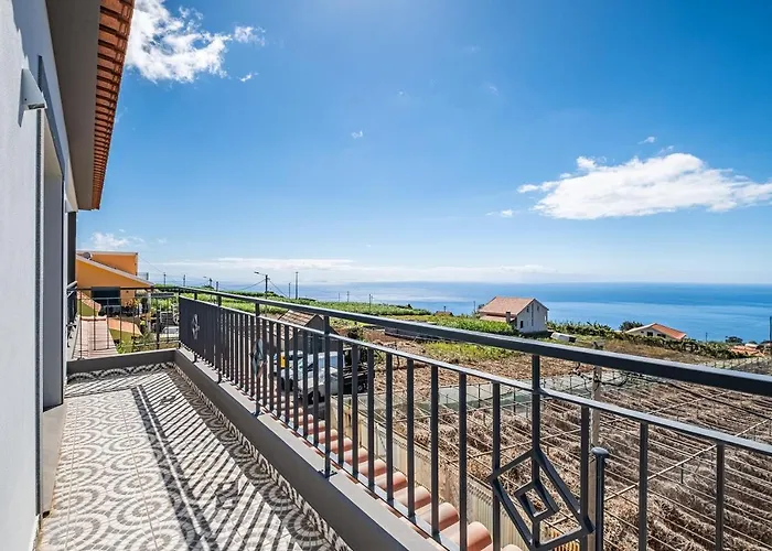 Canhas Ii By Homie * Ponta do Sol